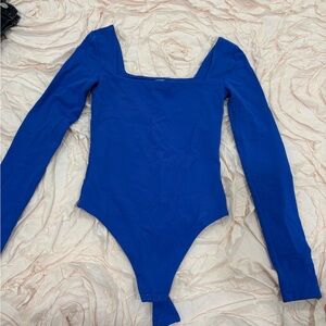 Aritzia contour square neck bodysuit